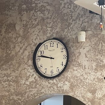 Benny's Bagels - They stopped time, dead clock on the wall - Bagels Near Me - Dallas, Texas