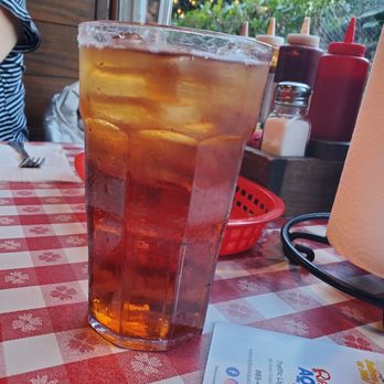 Bennett's Pit Bar-B-Que - Sweet Ice Tea - Barbeque Near Me - Gatlinburg, Tennessee