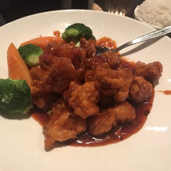 Veekoo - We had the General Tso chicken- definitely enough for two! Very good not too spicy- - Asian Fusion Near Me - Berwyn, Pennsylvania Veekoo - We had the General Tso chicken- definitely enough for two! Very good not too spicy- - Asian Fusion Near Me - Berwyn, Pennsylvania