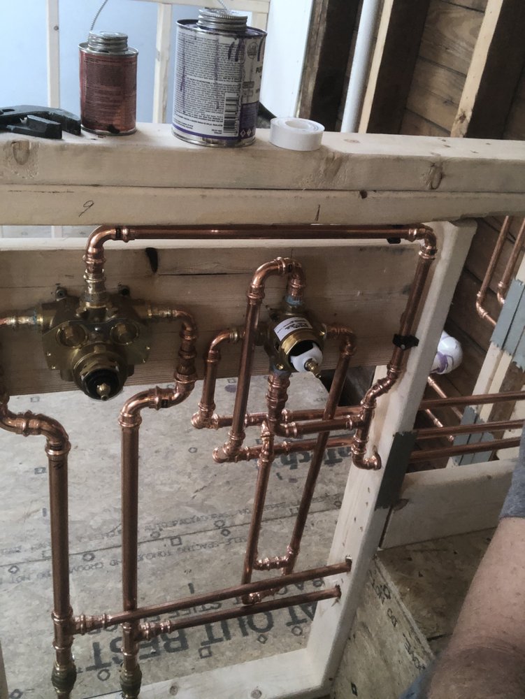 Slide of R&M Plumbing