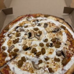 MOD Pizza - BYO pizza (cauliflower crust, chicken, chicken sausage, mushrooms, hot honey, ranch)