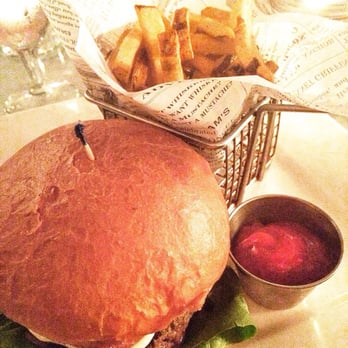 26 Beach Restaurant - The Venice burger - New American Near Me - Venice, California