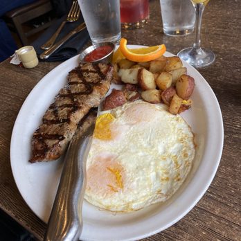 Rosine's Restaurant - Steak and eggs - American Near Me - Monterey, California Rosine's Restaurant - Steak and eggs - American Near Me - Monterey, California