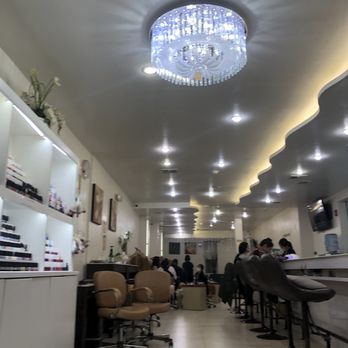 Show Nail Spa - Nail Salons Near Me - Hoboken, New Jersey