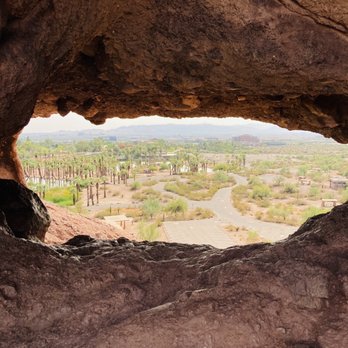 Hole-in-the-Rock - Hiking Near Me - Phoenix, Arizona