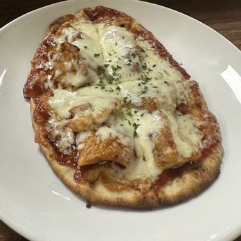 Cucina Moon - BBQ chicken pizza - solid! - Pasta Shops Near Me - Honolulu, Hawaii