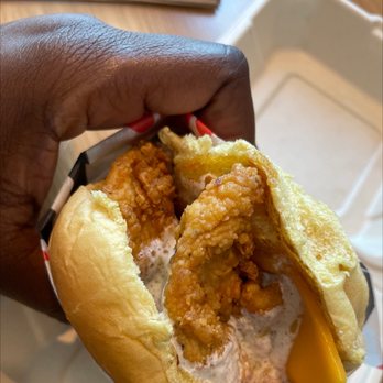 Roaming Rooster - Honey butter chicken - Halal Near Me - Washington, DC, District of Columbia