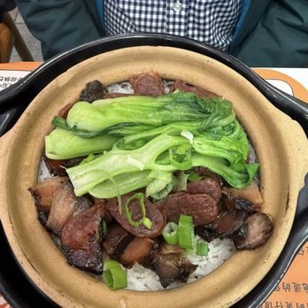 BZZ Clay Pot - Chinese Near Me - Cupertino, California