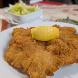 Gasthaus Kopp - Wiener Schnitzel (pork)
