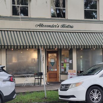 Alexander's Bistro - New American Near Me - Savannah, Georgia