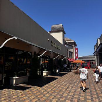 Citadel Outlets - Outlet Stores Near Me - Los Angeles, California