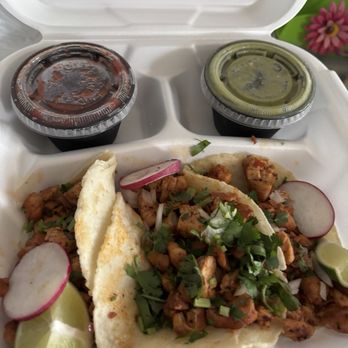 Tacos Puebla - Chicken Tacos - Food Trucks Near Me - Holyoke, Massachusetts Tacos Puebla - Chicken Tacos - Food Trucks Near Me - Holyoke, Massachusetts