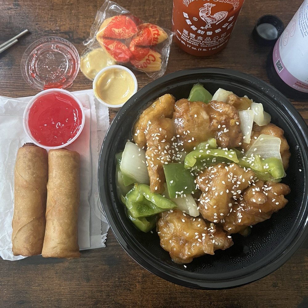 Hunan Restaurant - Orange Chicken Master Wok Bowl with Fried Rice and side of Eggrolls! - Chinese Near Me - Eureka, California Hunan Restaurant - Orange Chicken Master Wok Bowl with Fried Rice and side of Eggrolls! - Chinese Near Me - Eureka, California
