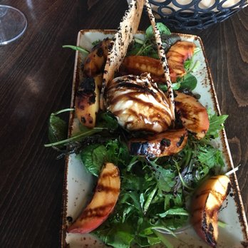 Downriggers - Burrata with peaches - American Near Me - Friday Harbor, Washington Downriggers - Burrata with peaches - American Near Me - Friday Harbor, Washington