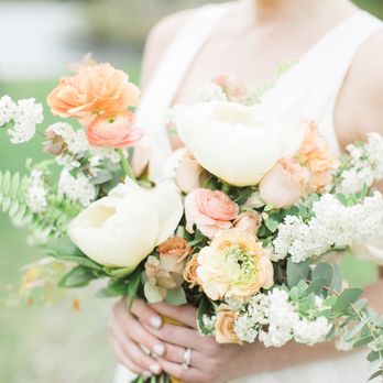 Cala Floral Studio - Photography: Bashful Captures - Florists Near Me - Manhattan, New York