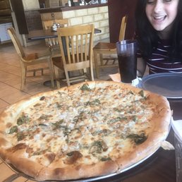 Chicken Alfredo Pizza