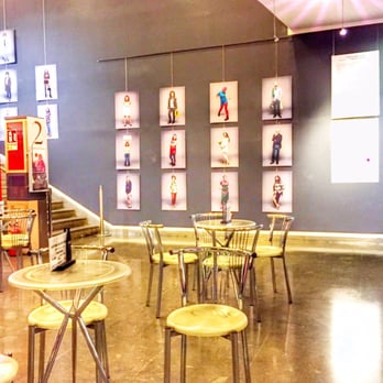 Quattro Fontane - Interno zona bar - Cinema Near Me - Rome, RM