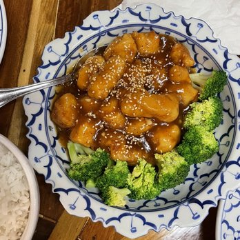 Pad Thai House - Generals chicken - Thai Near Me - Boise, Idaho Pad Thai House - Generals chicken - Thai Near Me - Boise, Idaho