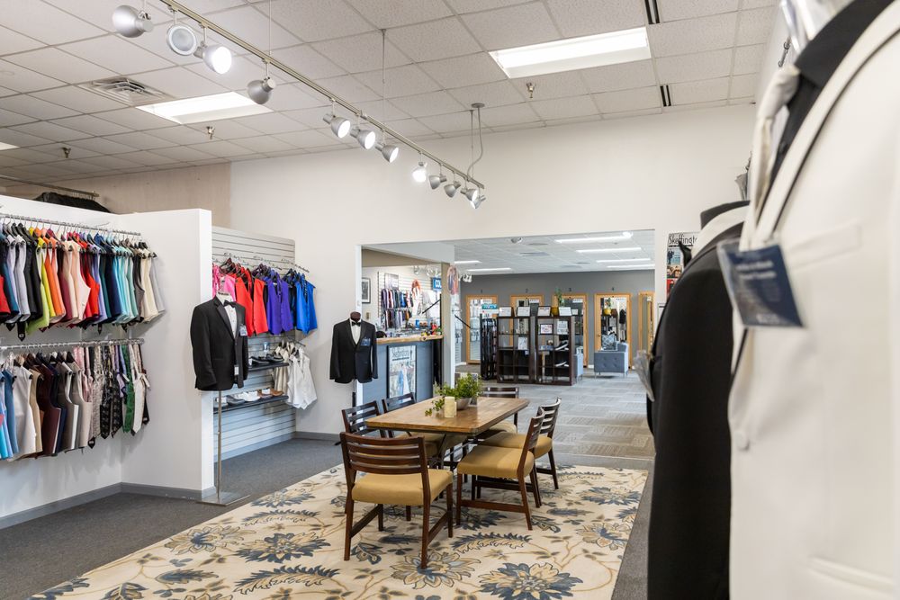 SKEFFINGTON’S FORMAL WEAR DES MOINES Updated September 2024 18