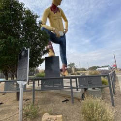 Tex Randall - Tex Randall statue, Canyon, TX (10/10/2022)