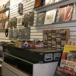 Vinylsaurs Records