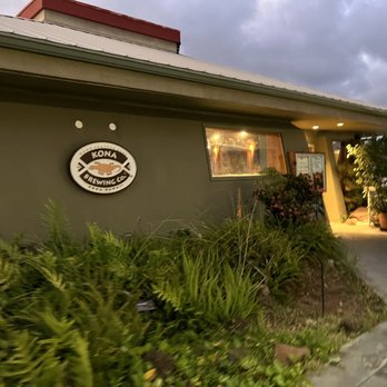Kona Brewing - Outside - Pubs Near Me - Honolulu, Hawaii Kona Brewing - Outside - Pubs Near Me - Honolulu, Hawaii