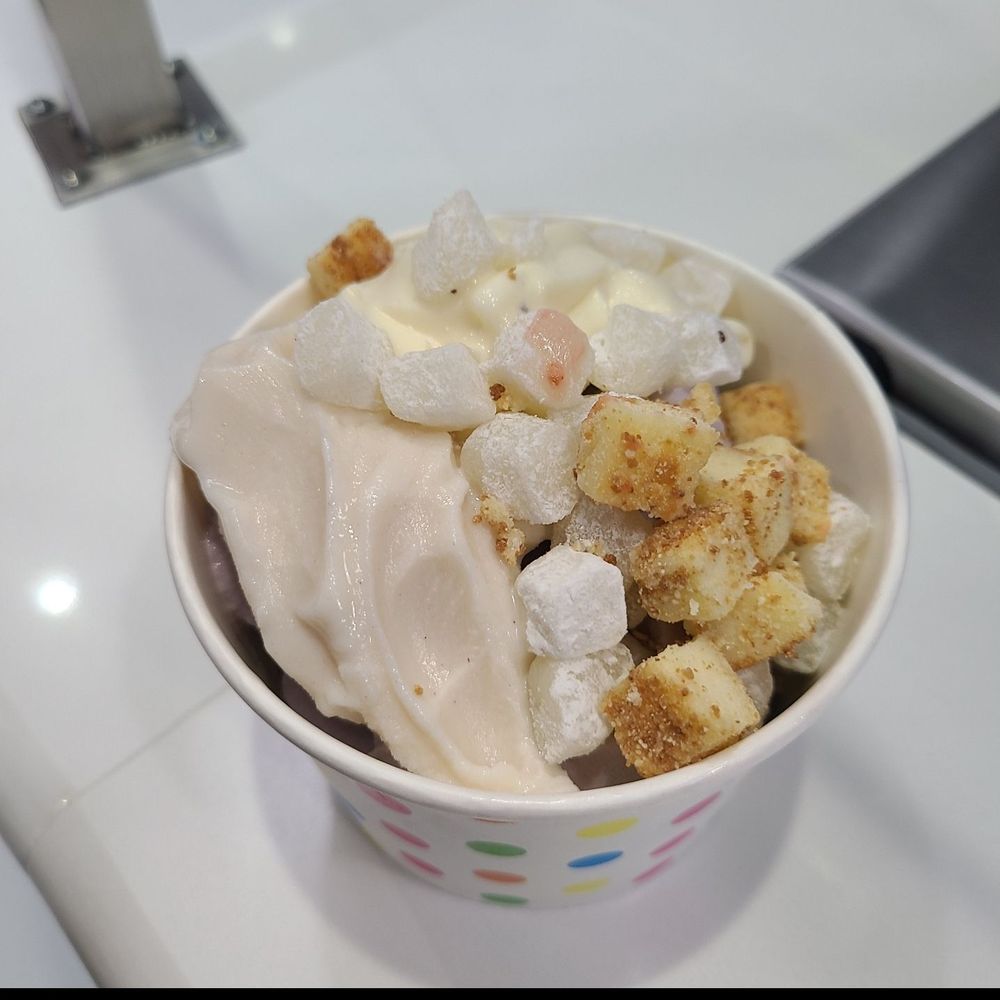 Grannys Yogurt - a cup of ice cream - Ice Cream & Frozen Yogurt Near Me - La Verne, California Grannys Yogurt - a cup of ice cream - Ice Cream & Frozen Yogurt Near Me - La Verne, California
