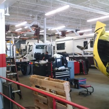 TransChicago Truck Group - Commercial Truck Dealers Near Me - Elmhurst, Illinois