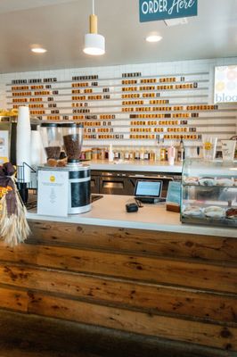 Bloom Roadside by null