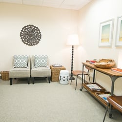 Great Spring Acupuncture - Our inviting reception area