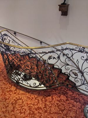 ZUR WEINSTEIGE - Hotel • Schlösschen • Gourmetrestaurant by null