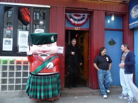 Rudy's Bar & Grill by null