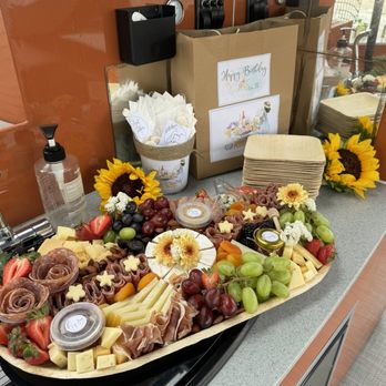 Luxx Design - Catering, charcuterie, food, decor. - Interior Design Near Me Luxx Design - Catering, charcuterie, food, decor. - Interior Design Near Me