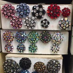 Benno's Buttons & Trimmings - Bling Buttons