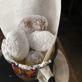 Cafe Rue Dix - Beignets - French Near Me - Brooklyn, New York