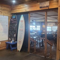Moondog Seaside Eatery - Inside the restaurant