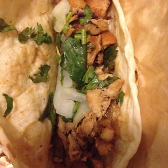 Taqueria Elita - Chicken fajita taco - Food Trucks Near Me - Austin, Texas Taqueria Elita - Chicken fajita taco - Food Trucks Near Me - Austin, Texas