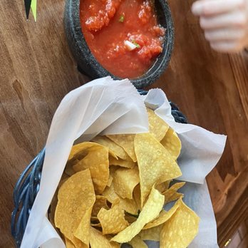 Aztca Mexican Grill - chips and salsa - Mexican Near Me - Springfield, Illinois