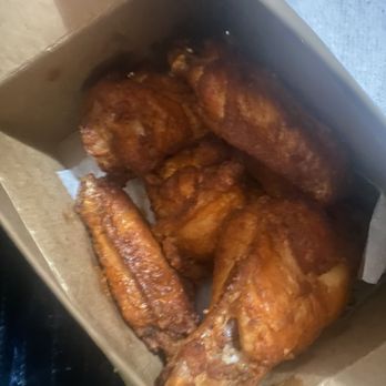 The Happy Belly Cafe - 6 Piece Chicken Wings- buffalo - Cafes Near Me - Clifton, New Jersey