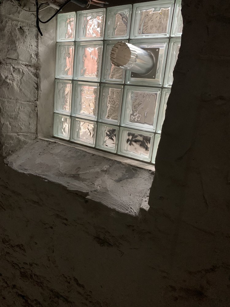 GLASS BLOCKS OF ST. LOUIS Updated October 2024 1253 East Rd, St