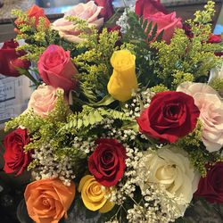 Alice's Flower Shop - Bouquet of roses !! The Stunning Beauty Bouquet