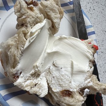 Bagel Pantry - Raisin bagel - Bagels Near Me - South Plainfield, New Jersey