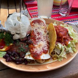 Restaurant El Mexicano - Combination Plate