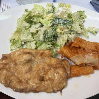 Boca Grille and Raw Bar - Salad Near Me - Fairfield, Connecticut