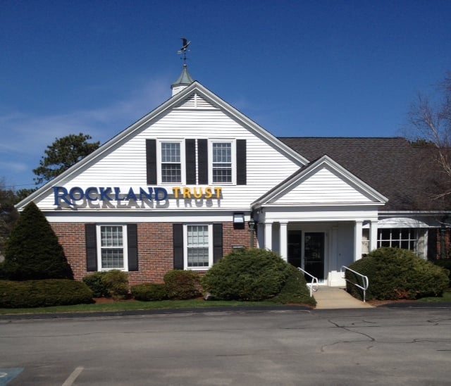ROCKLAND TRUST Updated August 2024 Request Information 428