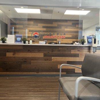 Lincoln Urgent Care - Lincoln, CA - Front desk - Urgent Care Near Me - Lincoln, California Lincoln Urgent Care - Lincoln, CA - Front desk - Urgent Care Near Me - Lincoln, California