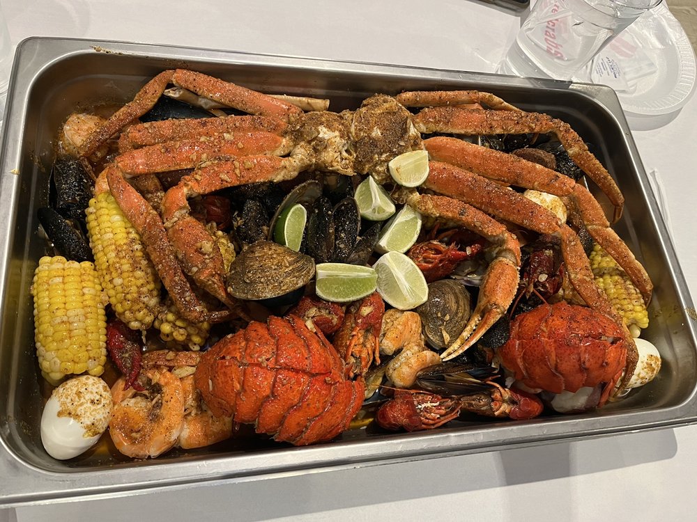 RED CRAB JUICY SEAFOOD CLOSED Updated June 2024 10 Photos & 16 Reviews 950 Wolcott St