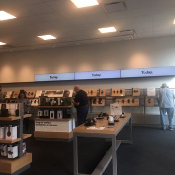 Verizon - Newly remodeled store!! - Mobile Phones Near Me - Santee, California Verizon - Newly remodeled store!! - Mobile Phones Near Me - Santee, California