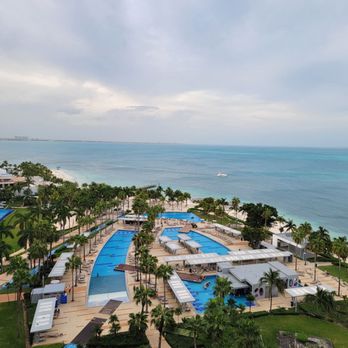 Riu Palace Peninsula - Hotels Near Me - Cancún, ROO