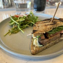 Grass-fed Wagyu Steak Sandwich